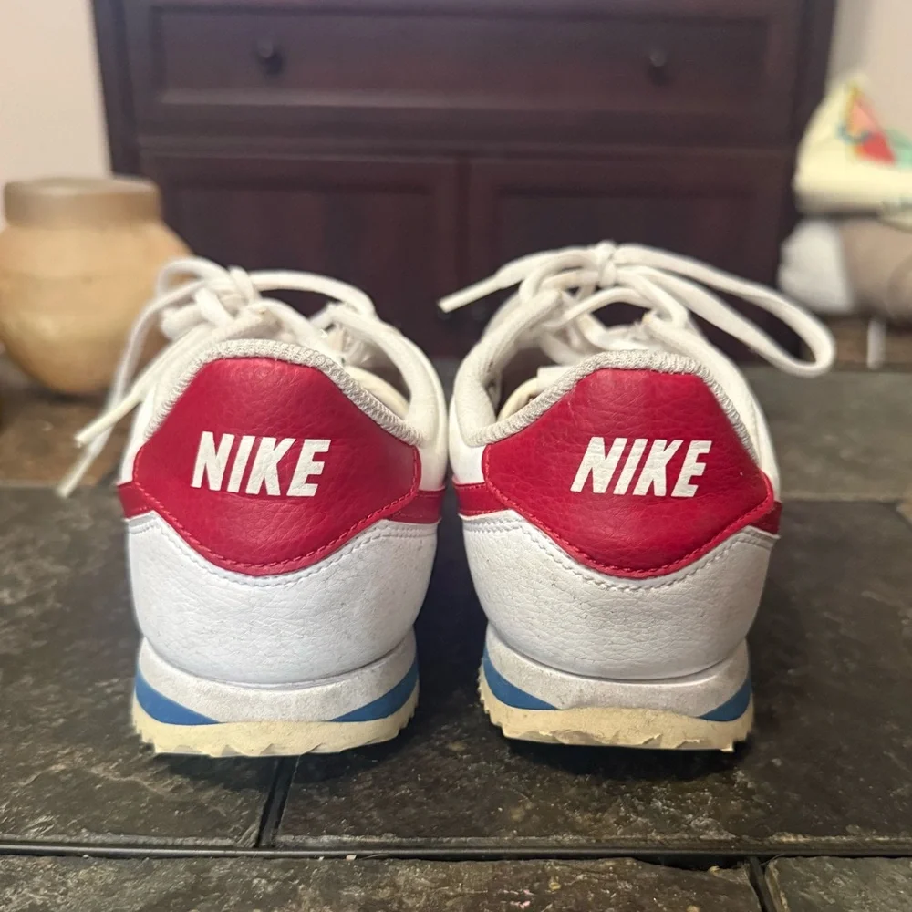 Classic Nike Cortez- White with Red Swoosh 5Y